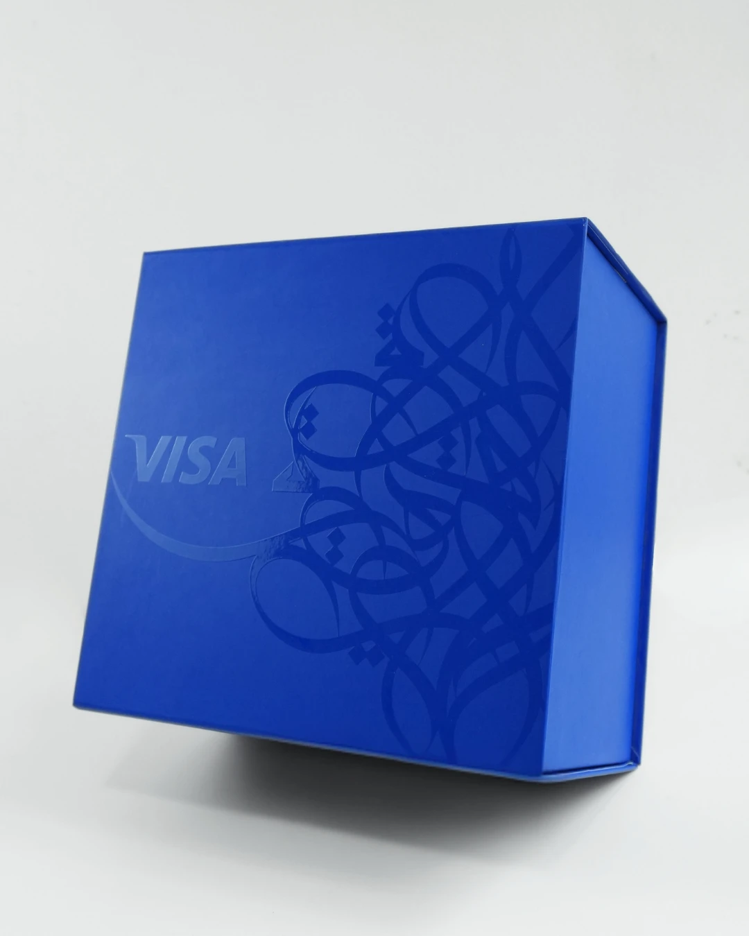 custom magnetic closure rigid box for Visa corporate gifting UAE